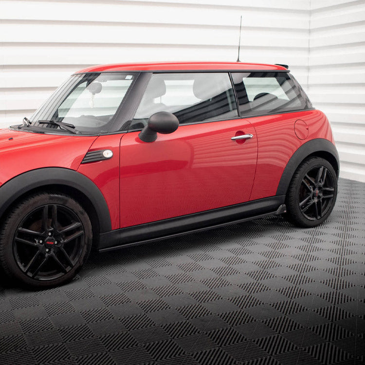 MINI R56 One/Cooper Side Skirts – Gloss Black