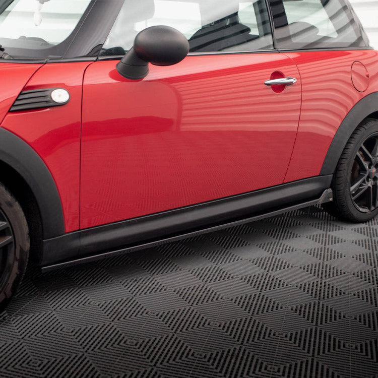MINI R56 One/Cooper Side Skirts – Gloss Black
