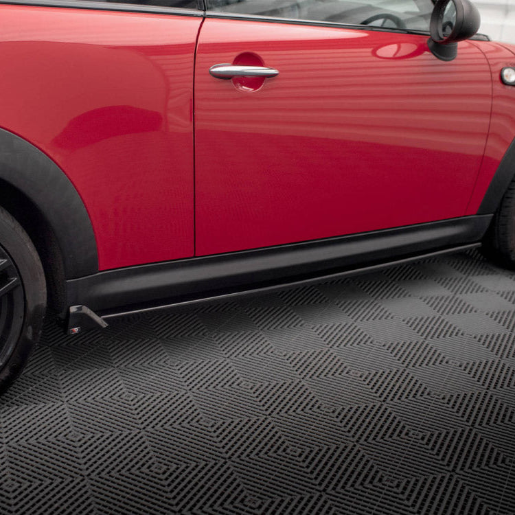 MINI R56 One/Cooper Side Skirts – Gloss Black