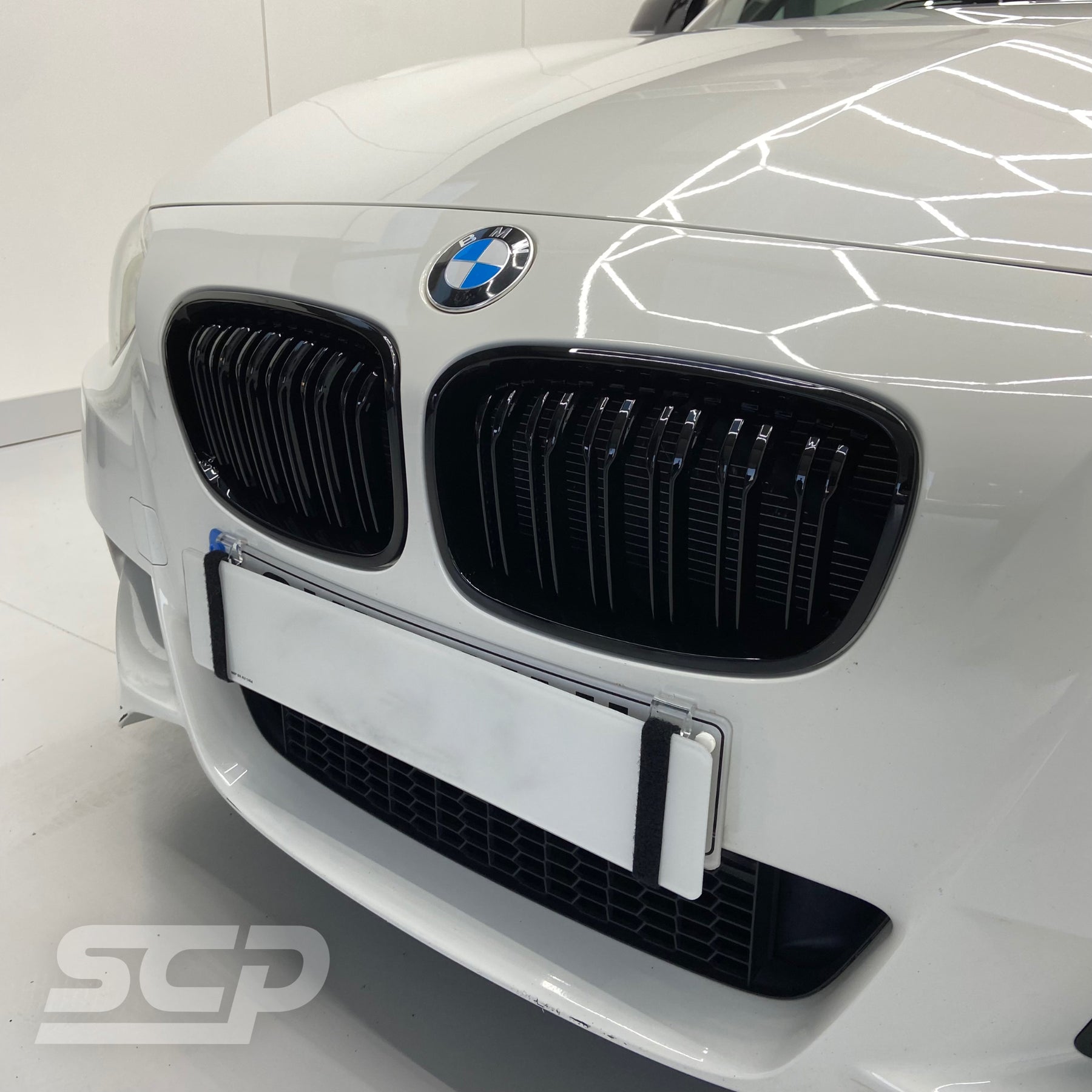 Front Grille Set Dual Slat Black Gloss fits on BMW 1-Series F20 F21